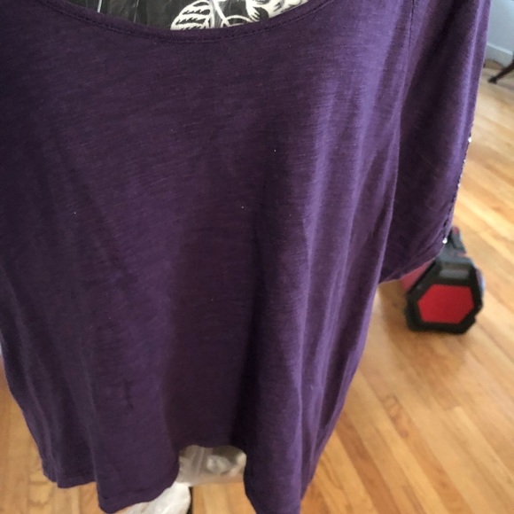 Threads 4 Thought by Anthropologie Large purple scoop front cold shoulder - Picture 11 of 14